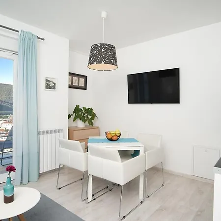 Apartments Palma Rabac Exterior photo