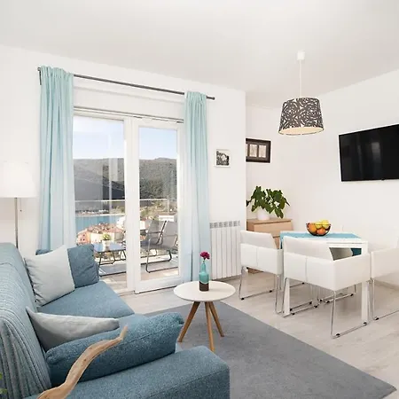 Apartments Palma Rabac Exterior photo