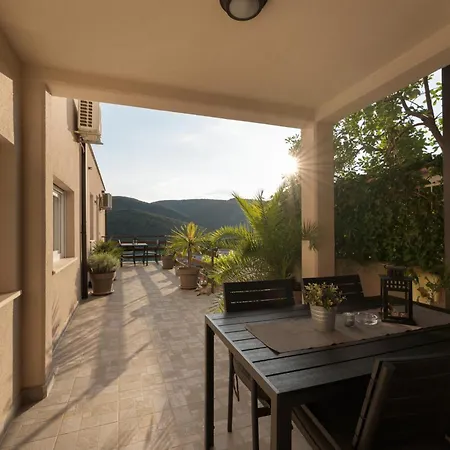 Apartments Palma Rabac Exterior photo